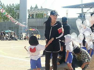 大向美智子の運動会コーデ