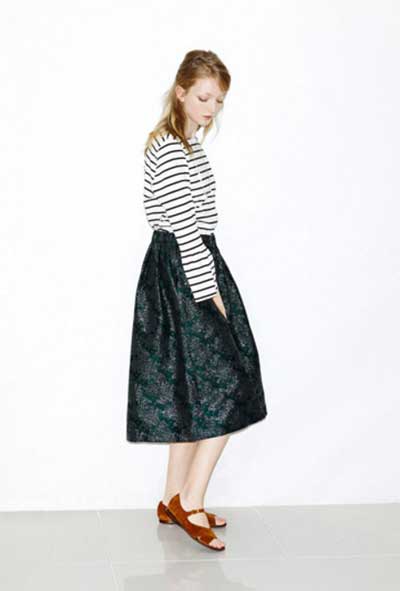 カオン　ミモレ丈コーデ