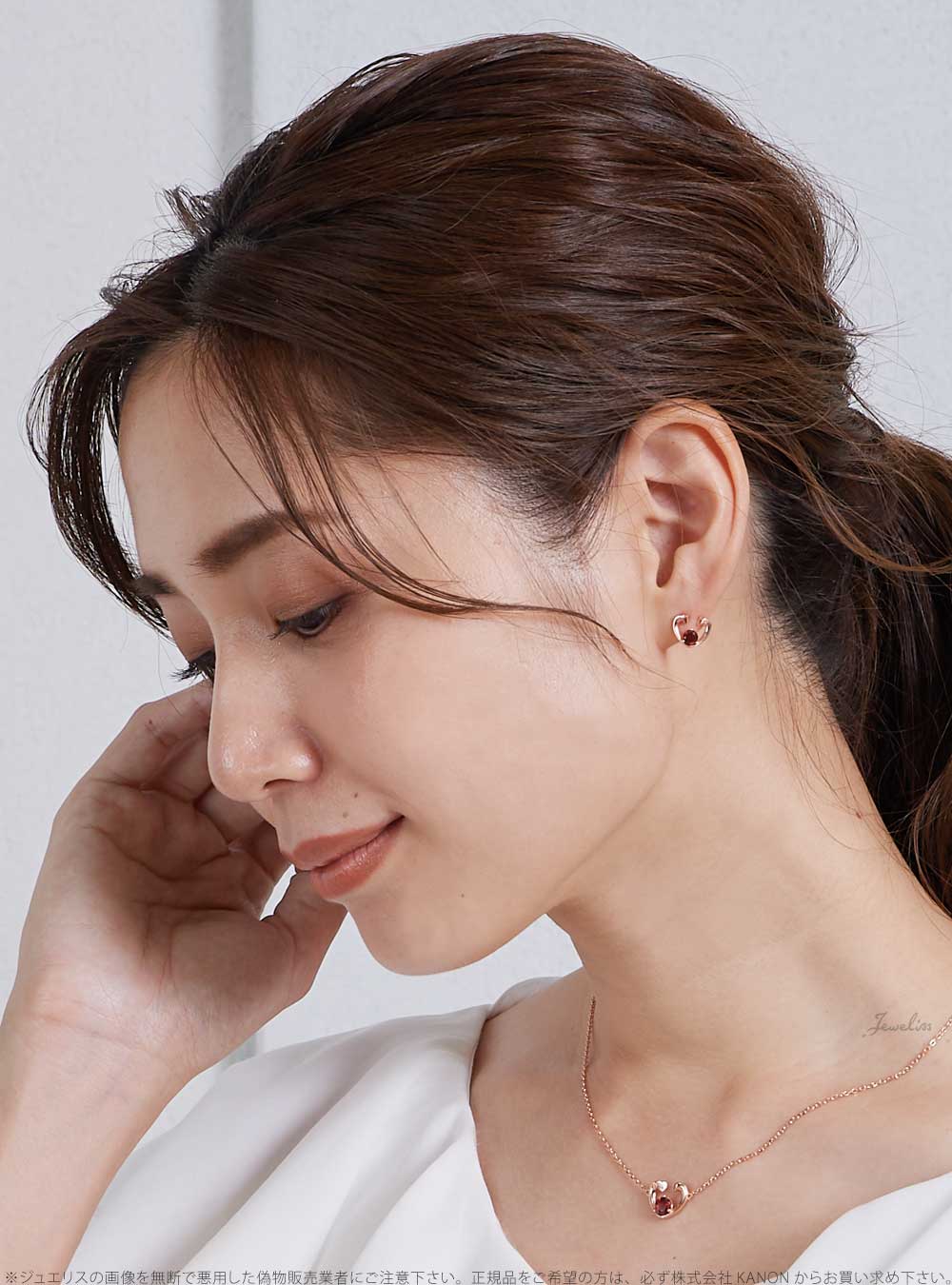 ガーネット　ネックレス